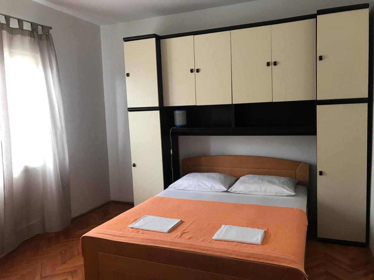 Apartmani Vilma Pakoštane Exterior foto