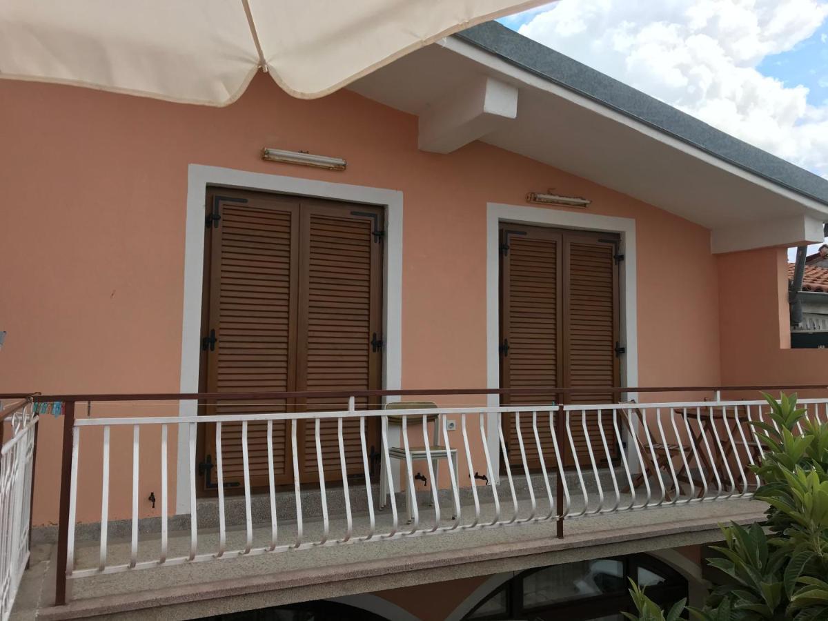 Apartmani Vilma Pakoštane Exterior foto